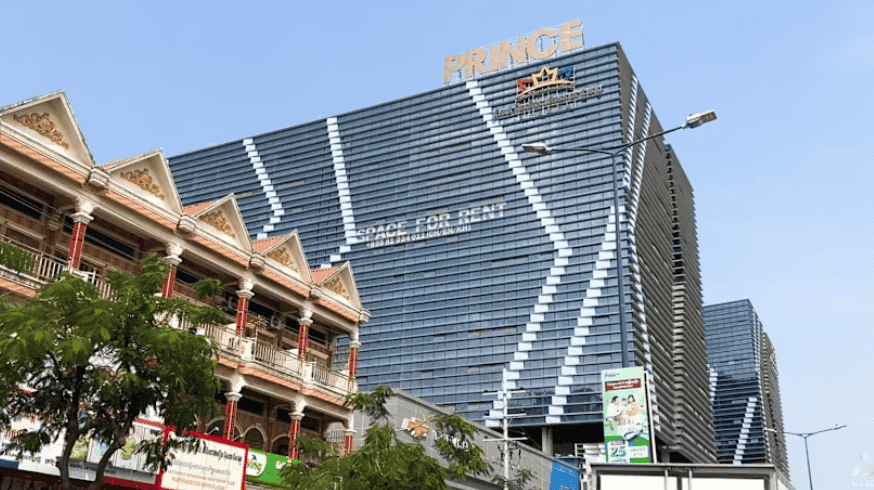 Chen Zhi dan Prince Holding Group: Skandal Crypto Kamboja yang Mengguncang Dunia Keuangan Global Prince Holding Group adalah konglomerat Kamboja yang dipimpin oleh Chen Zhi, kelahiran Fujian, yang telah didakwa oleh pemerintah AS.